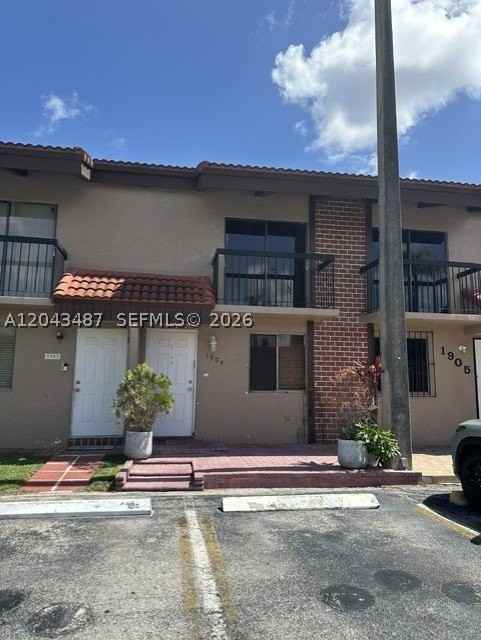 1819 Sw 107th Ave #1904 - Photo 2 of 15