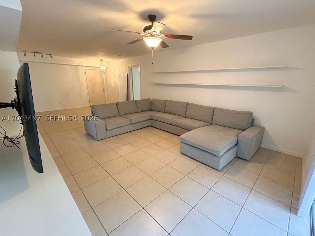 21121 Sw 85th Ave #111 - Photo 5 of 14