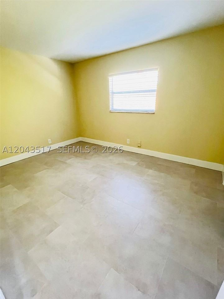 2301 Ne 6th Ave #204 - Photo 6 of 7