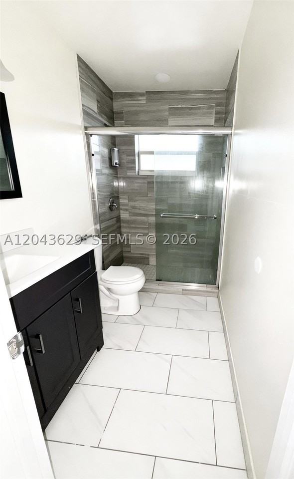 5912 Fillmore St #1-2 - Photo 4 of 16