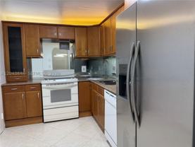 400 Kings Point Dr #411 - Photo 1 of 1