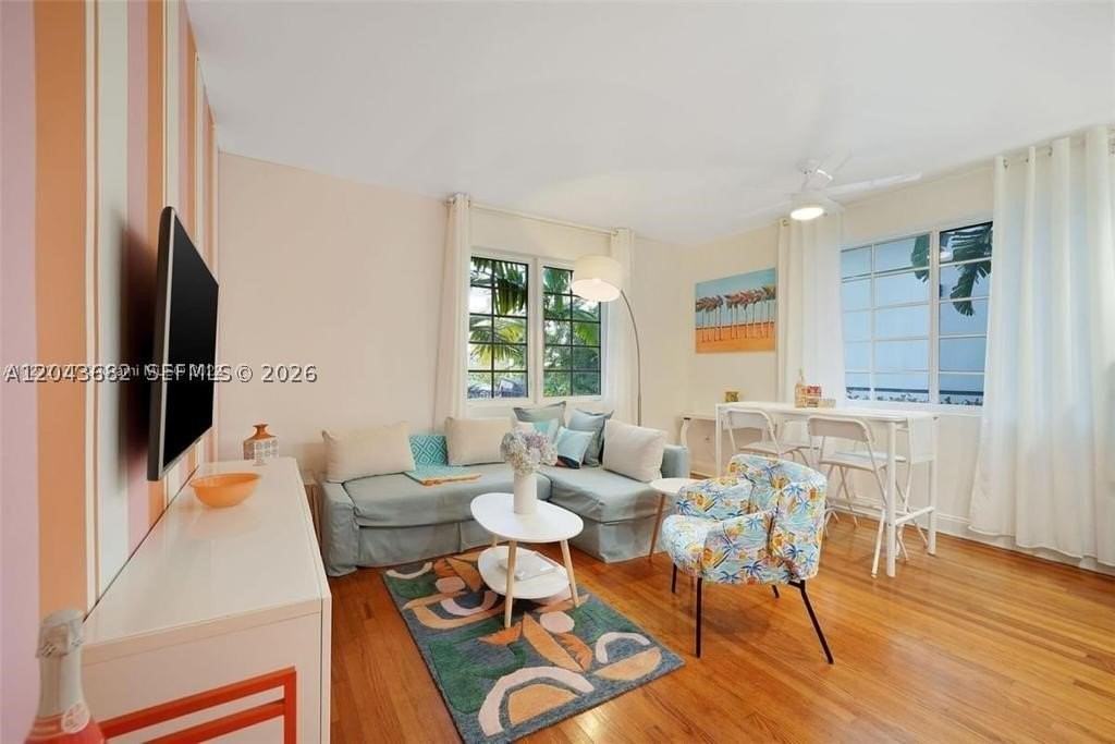 1410 Euclid Ave #1 - Photo 3 of 15