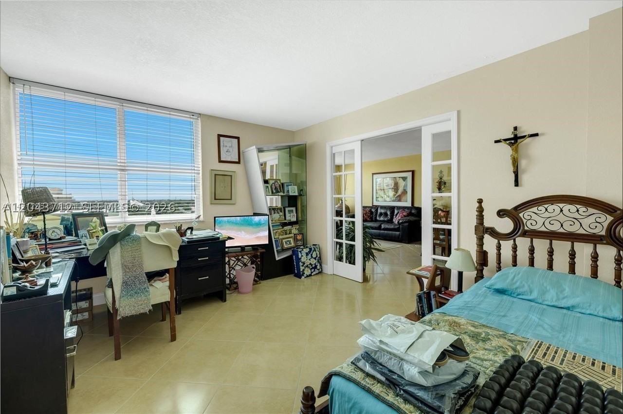 9125 Sw 77th Ave #802 - Photo 4 of 9