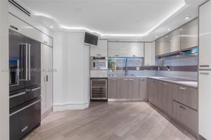 featured image of 6061 Collins Ave #8F