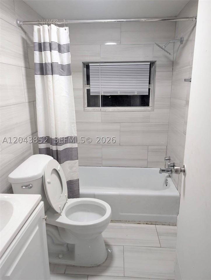 700 Boston Ave #C - Photo 5 of 19