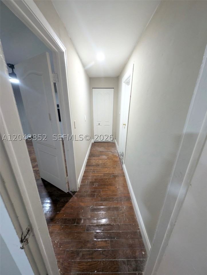 700 Boston Ave #C - Photo 7 of 19