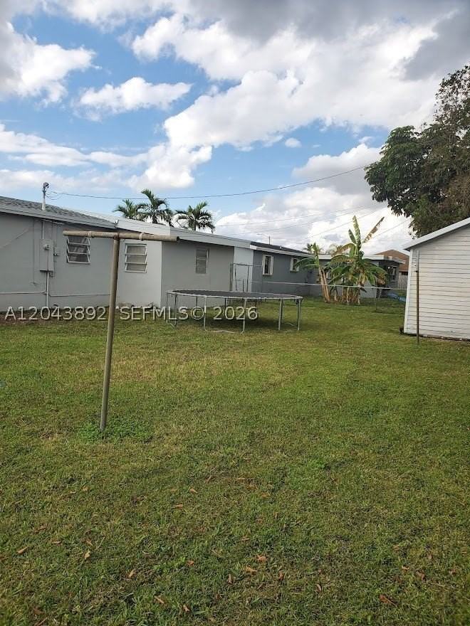 14721 Sw 104th Ave - Photo 2 of 12