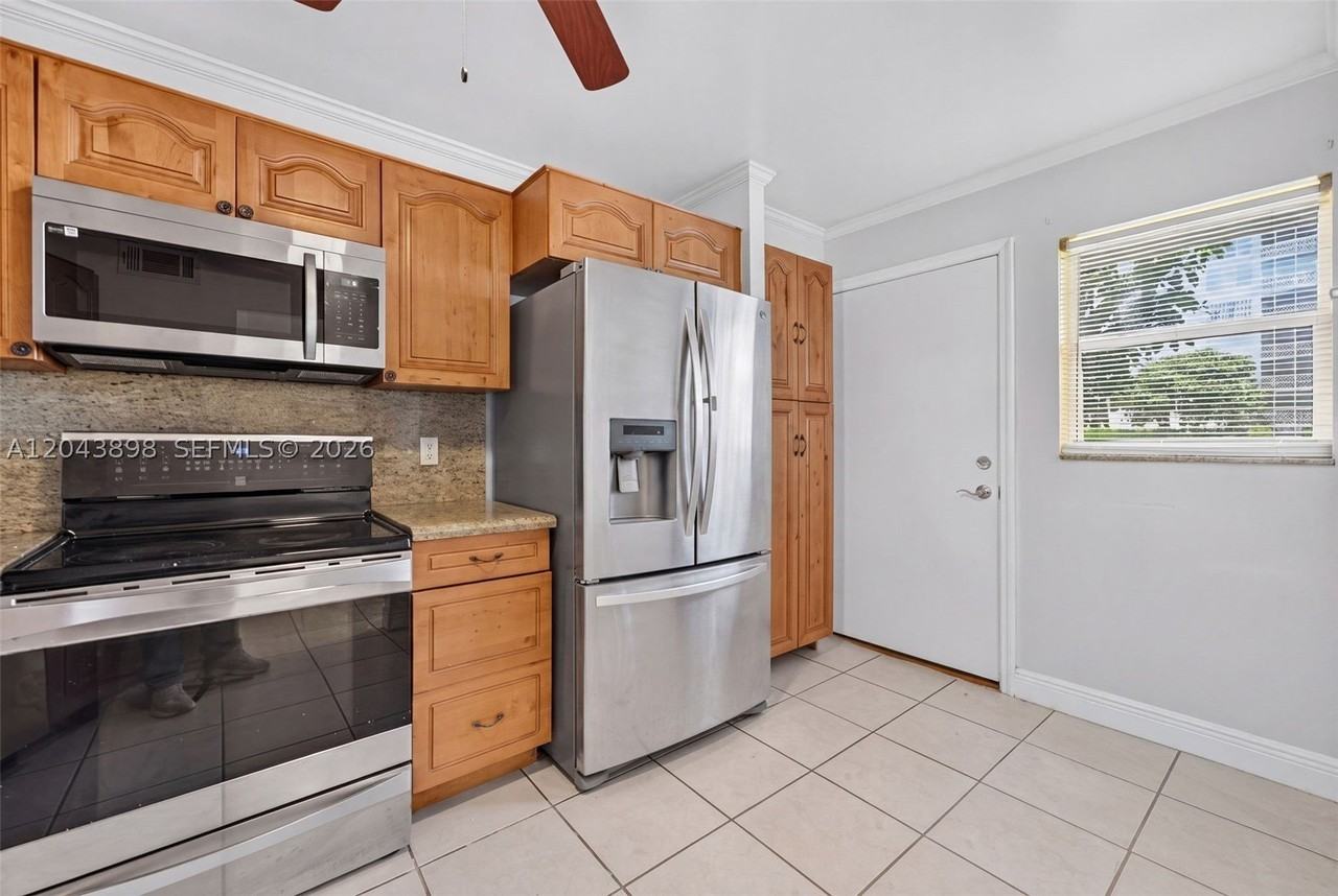 1780 Ne 191st St #100-2 - Photo 3 of 23