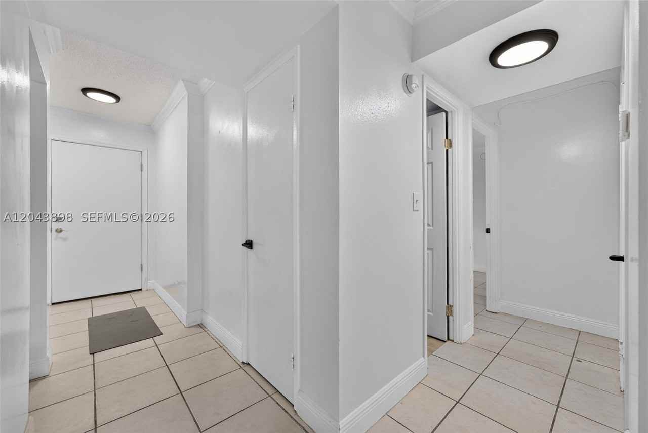 1780 Ne 191st St #100-2 - Photo 4 of 23
