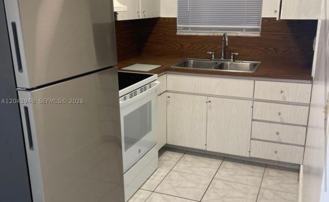 400 Se 9th Ct #9 - Photo 1 of 1
