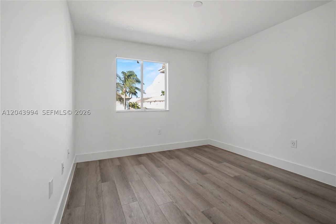 16240 Sw 75th St #0 - Photo 5 of 26