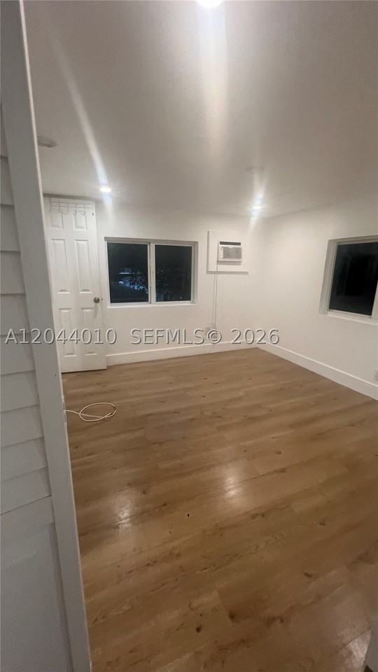 5444 Nw 5th Ave #4 - Photo 6 of 11