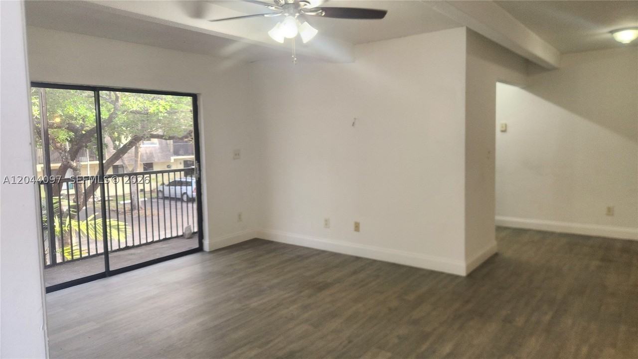 1045 S Flagler Ave #716 - Photo 3 of 26