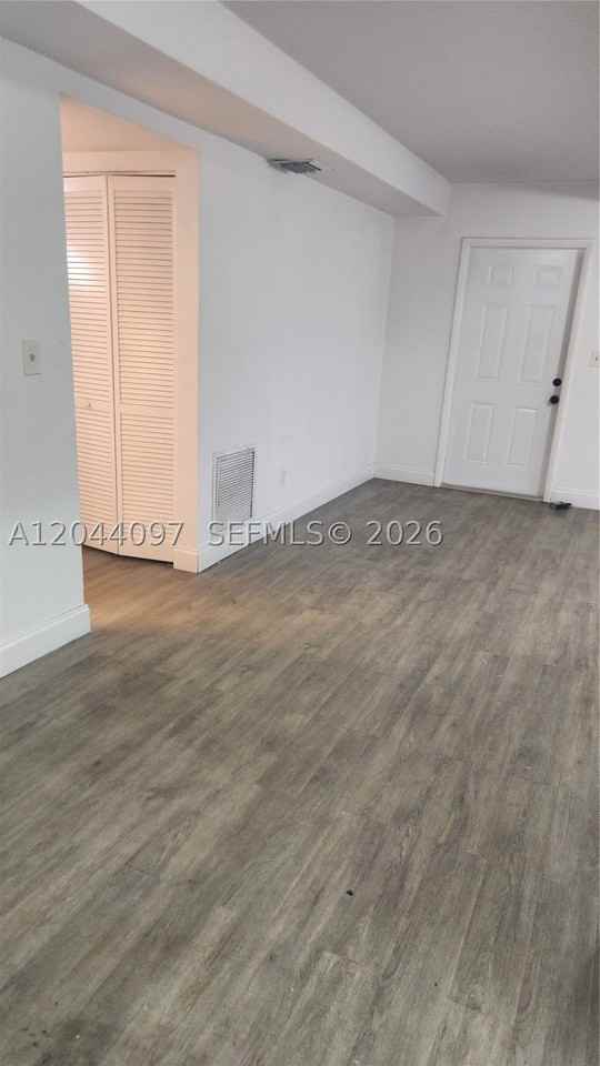 1045 S Flagler Ave #716 - Photo 7 of 26