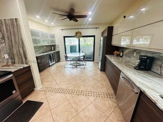4318 Nw 113th Pl - Photo 5 of 19