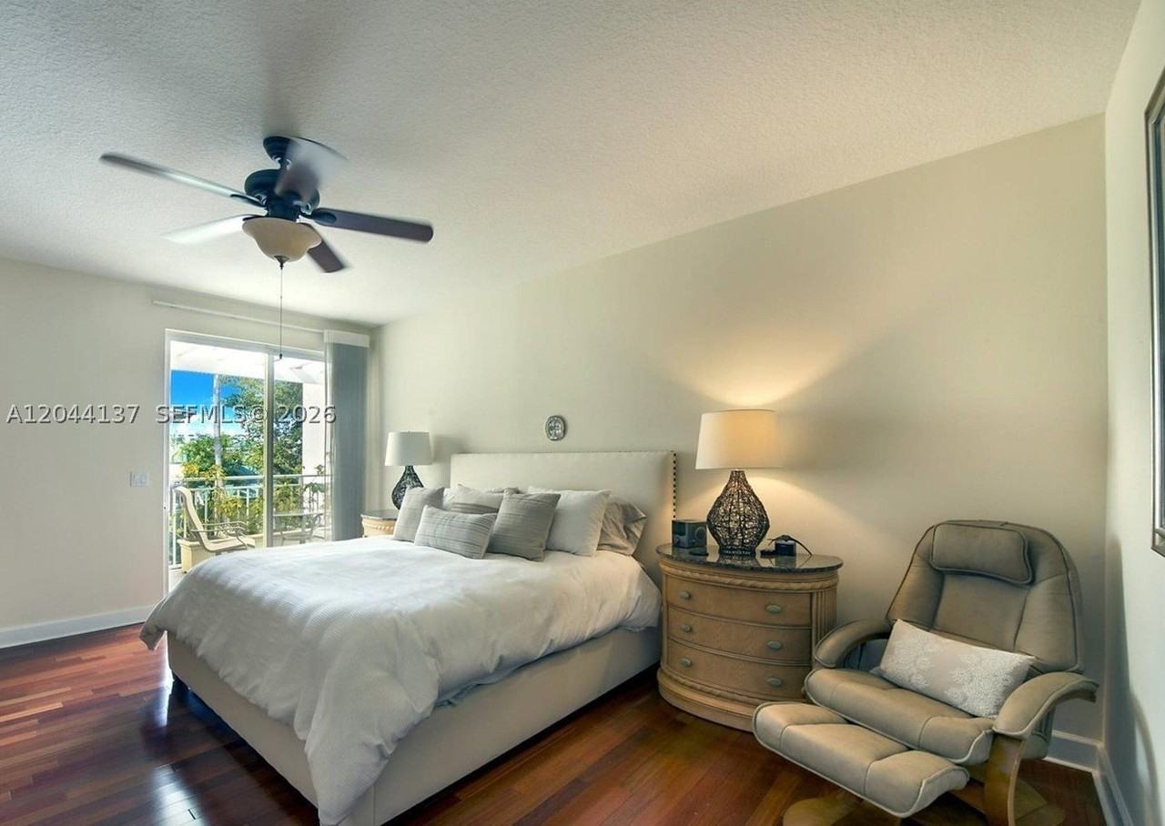 7622 Sw 102nd St #120 - Photo 6 of 12