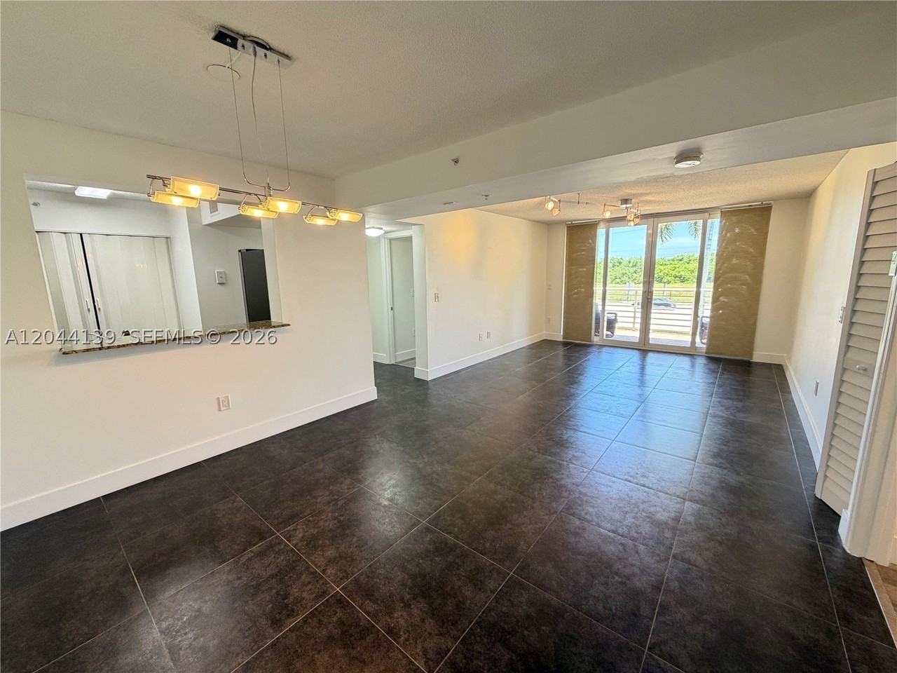 2711 Ocean Club Blvd #203 - Photo 4 of 28