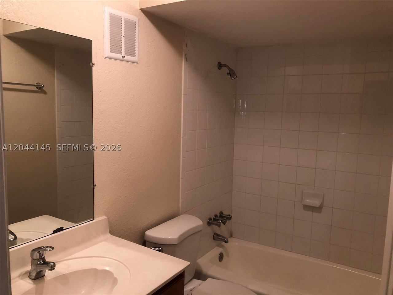4251 Nw 5th St #126 - Photo 5 of 9