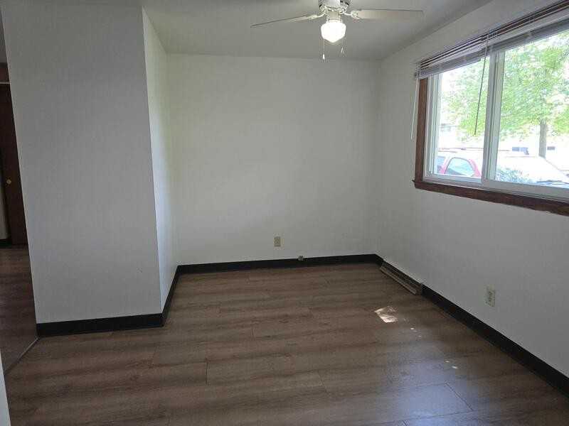958 Gay Dr - Photo 5 of 8