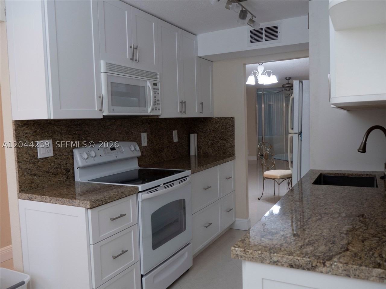 2998 Nw 48th Ter #135 - Photo 4 of 15