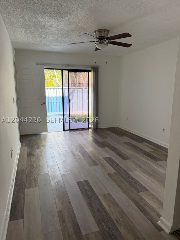 1808 Runners Way #1808 - Photo 2 of 29