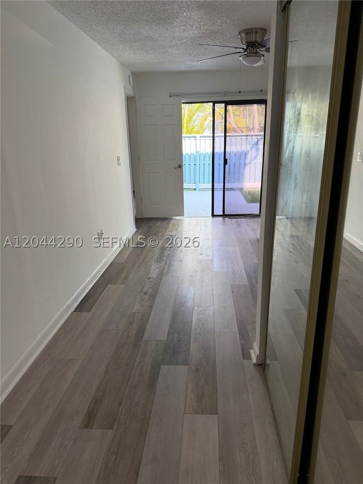 1808 Runners Way #1808 - Photo 3 of 29