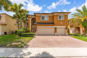 featured image of 3906 Ne 20th St
