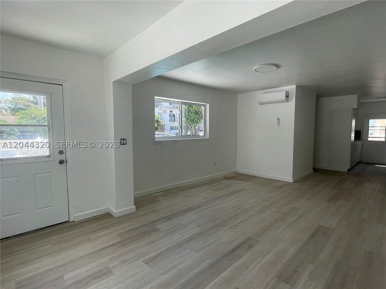 2120 Biarritz Dr #1 - Photo 6 of 25