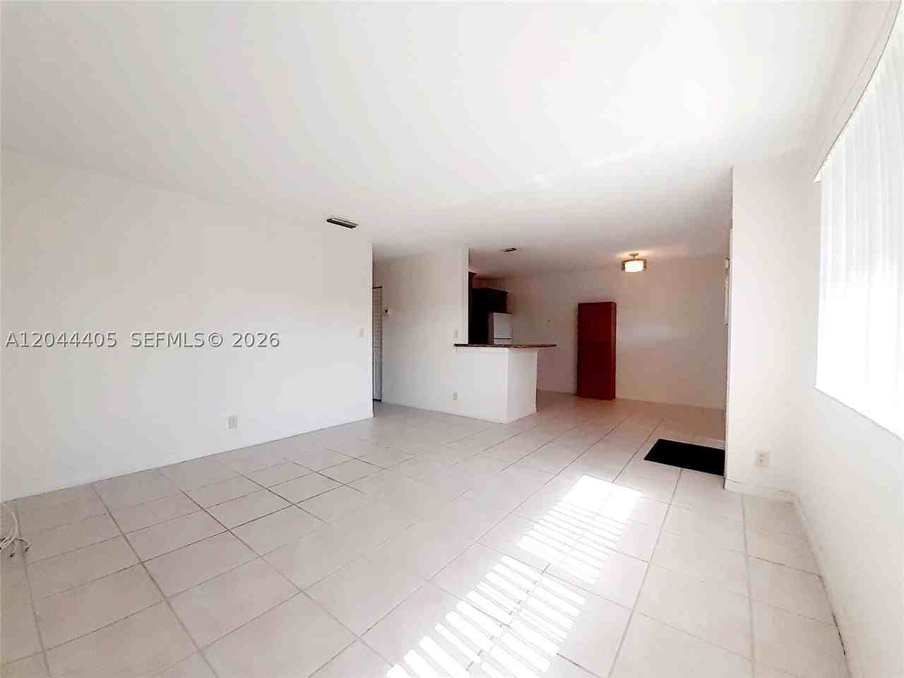 11447 Nw 42nd St #11447 - Photo 5 of 16