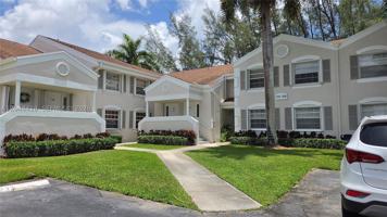 featured image of 2234 Se 27th Dr #206C