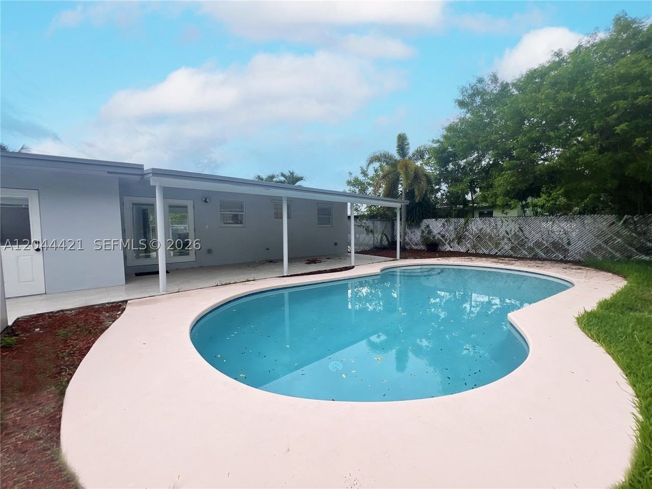 2679 Nw 57th Ter - Photo 2 of 25