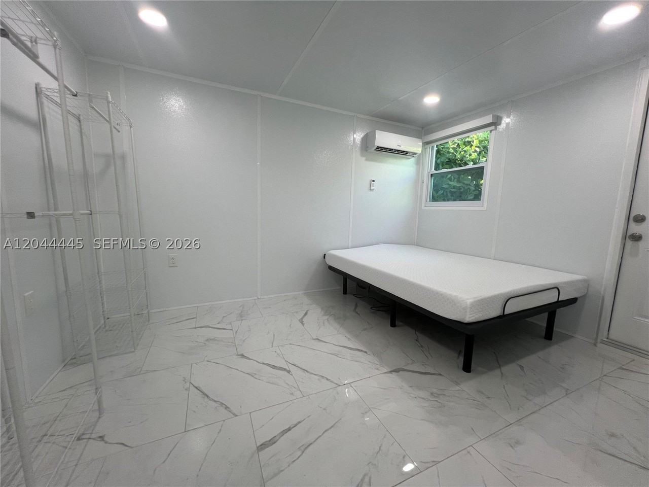 30705 Sw 194th Ave #B - Photo 4 of 8