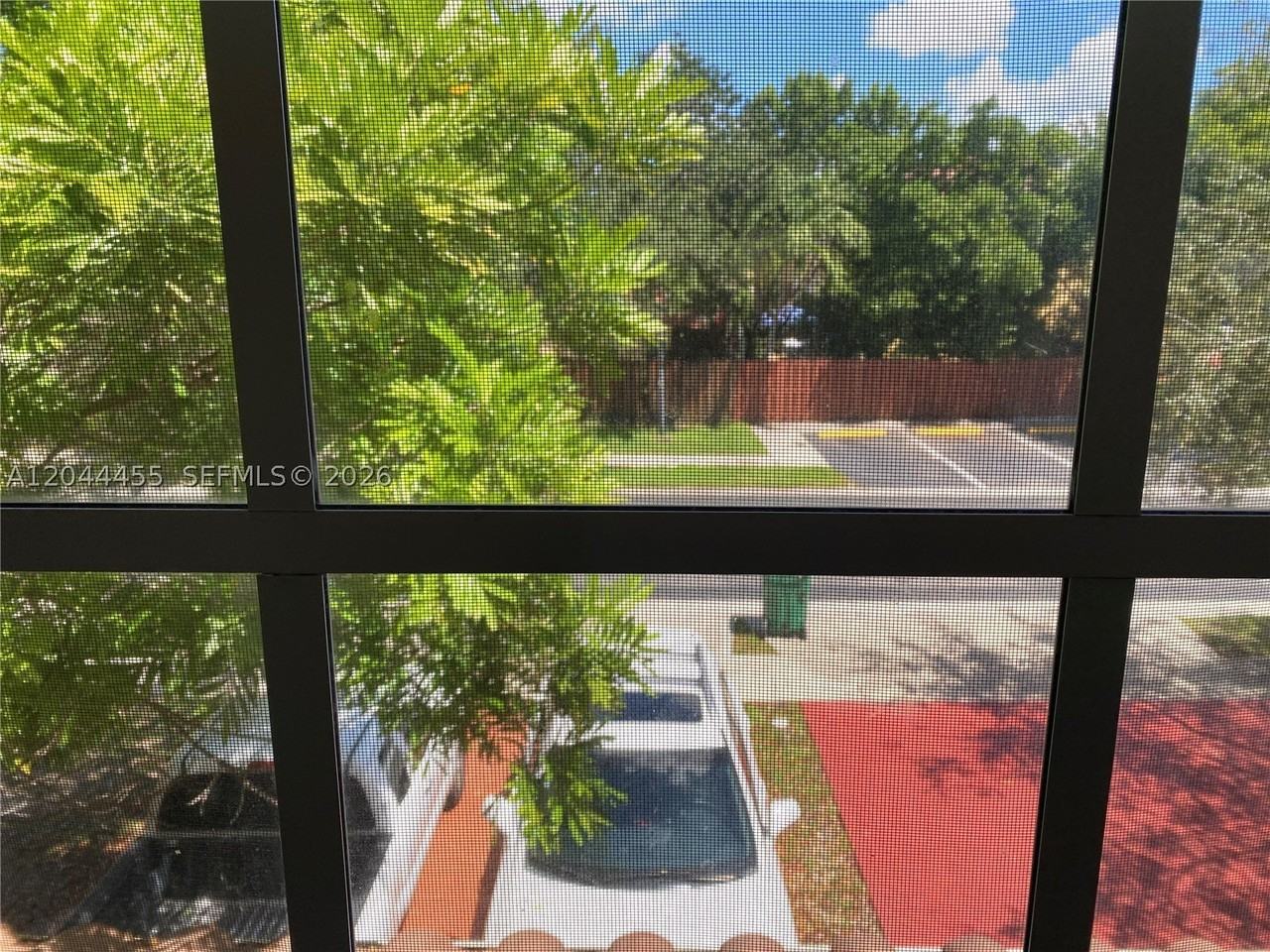 5028 Sw 141st Ave #5028 - Photo 2 of 5