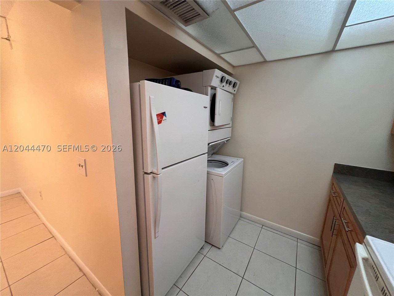 451 Nw 100th Pl #101 - Photo 7 of 15