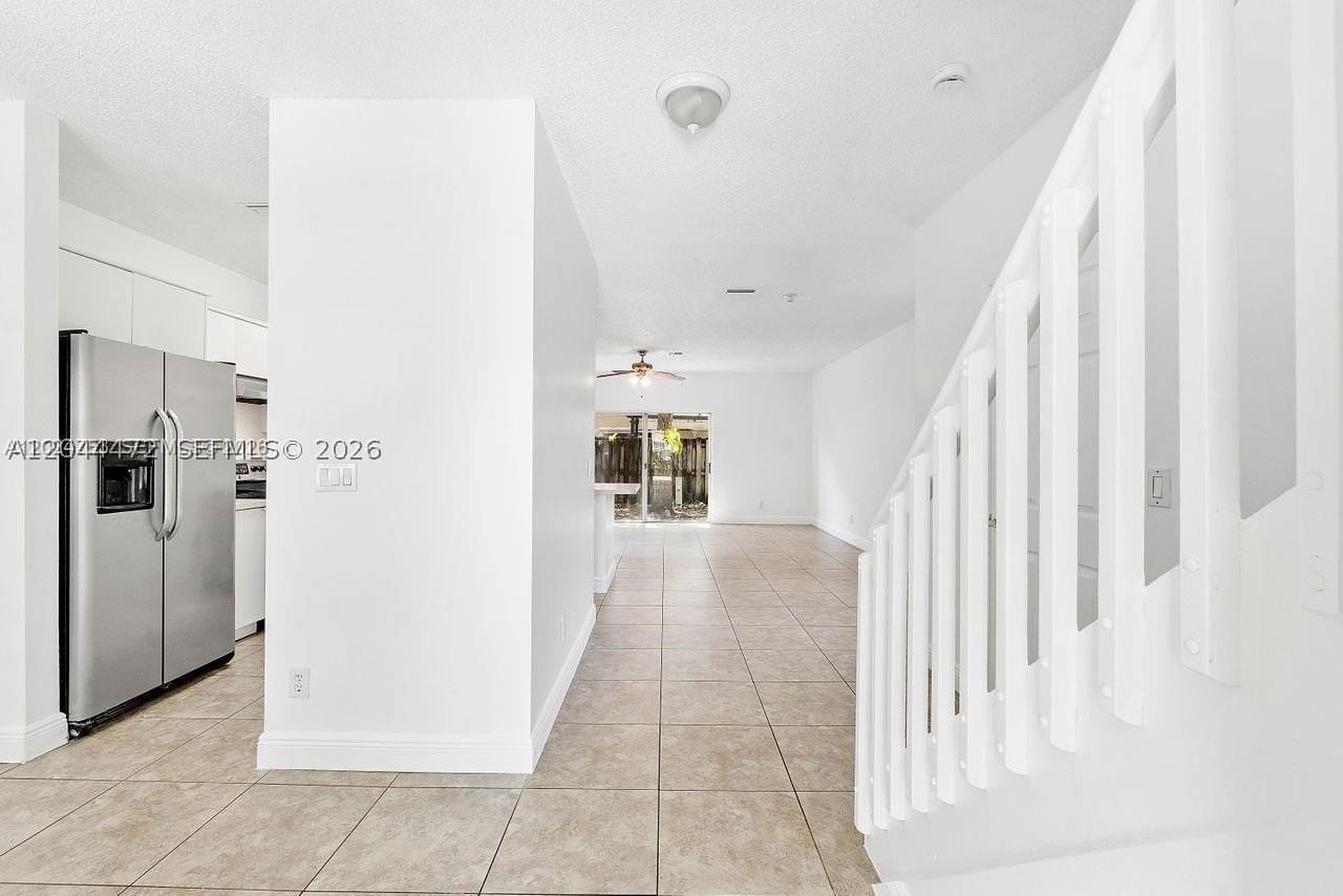 16035 Emerald Cove Rd - Photo 6 of 30