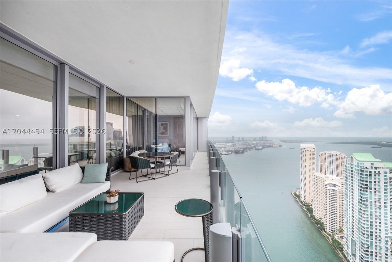 300 Biscayne Boulevard Way #5104 - Photo 5 of 36