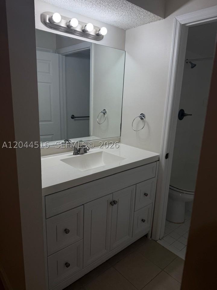 458 Ne 210th Circle Ter #101-8 - Photo 6 of 10