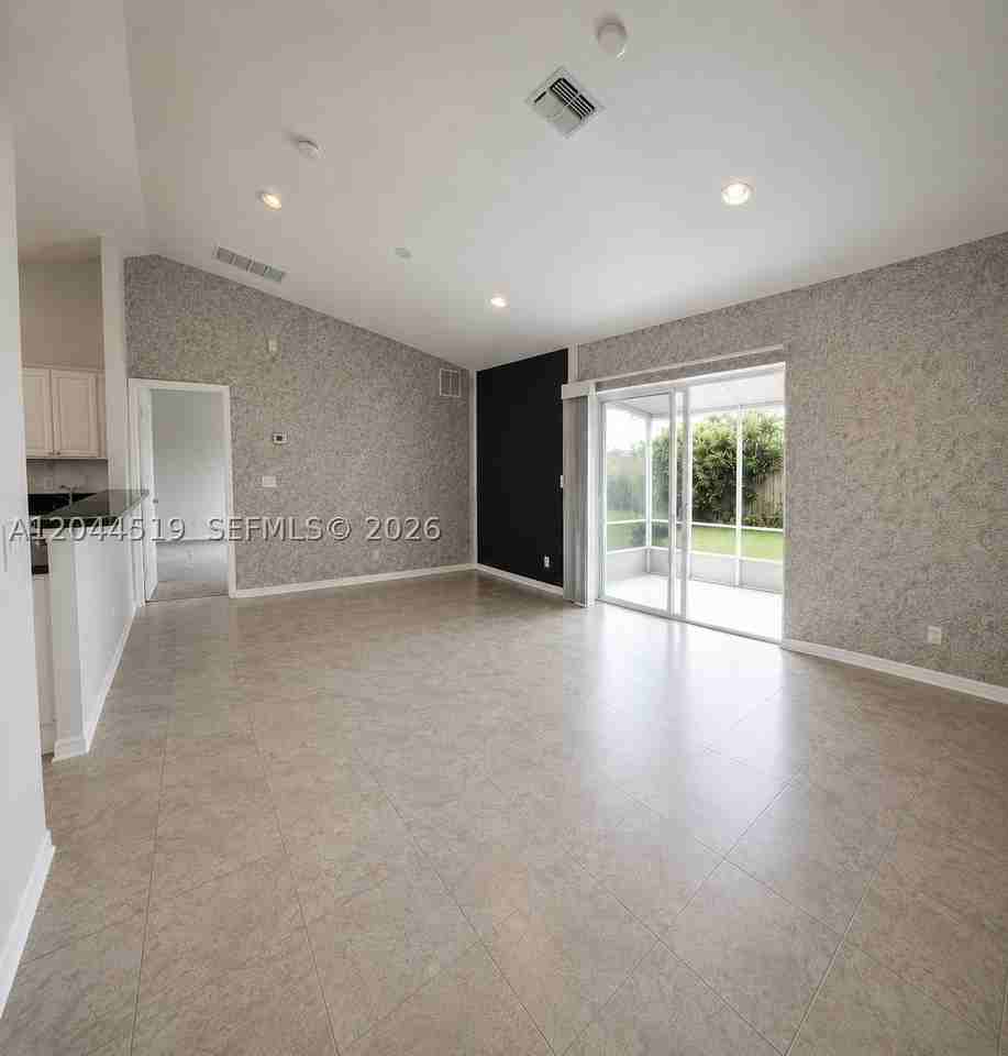 547 High Hawk Cir #541 - Photo 6 of 22