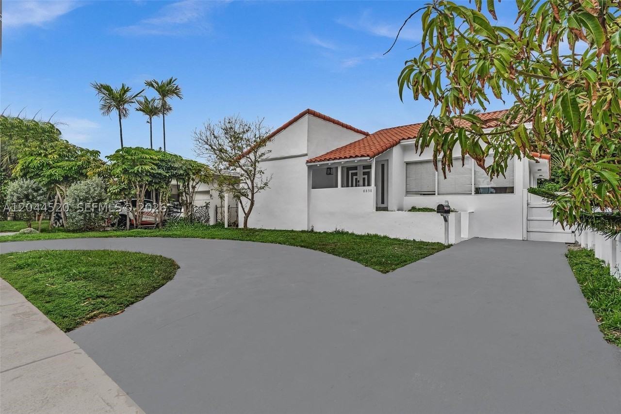 8858 Harding Ave - Photo 2 of 28