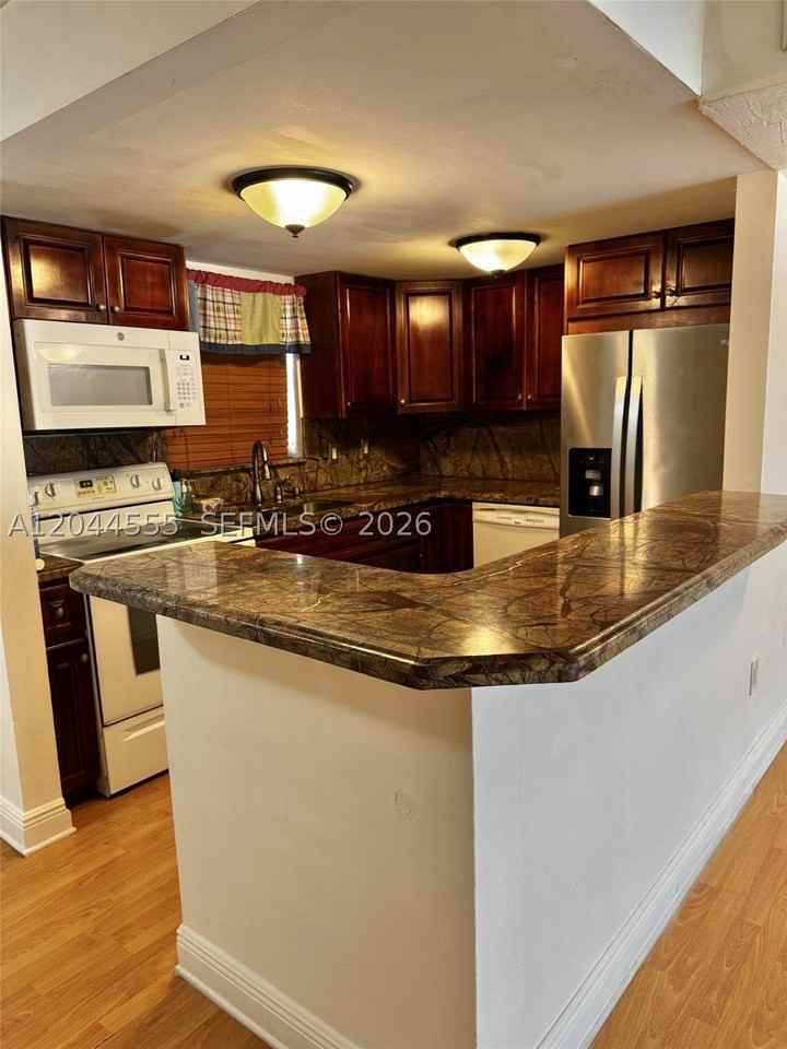 9371 Fontainebleau Blvd #I229