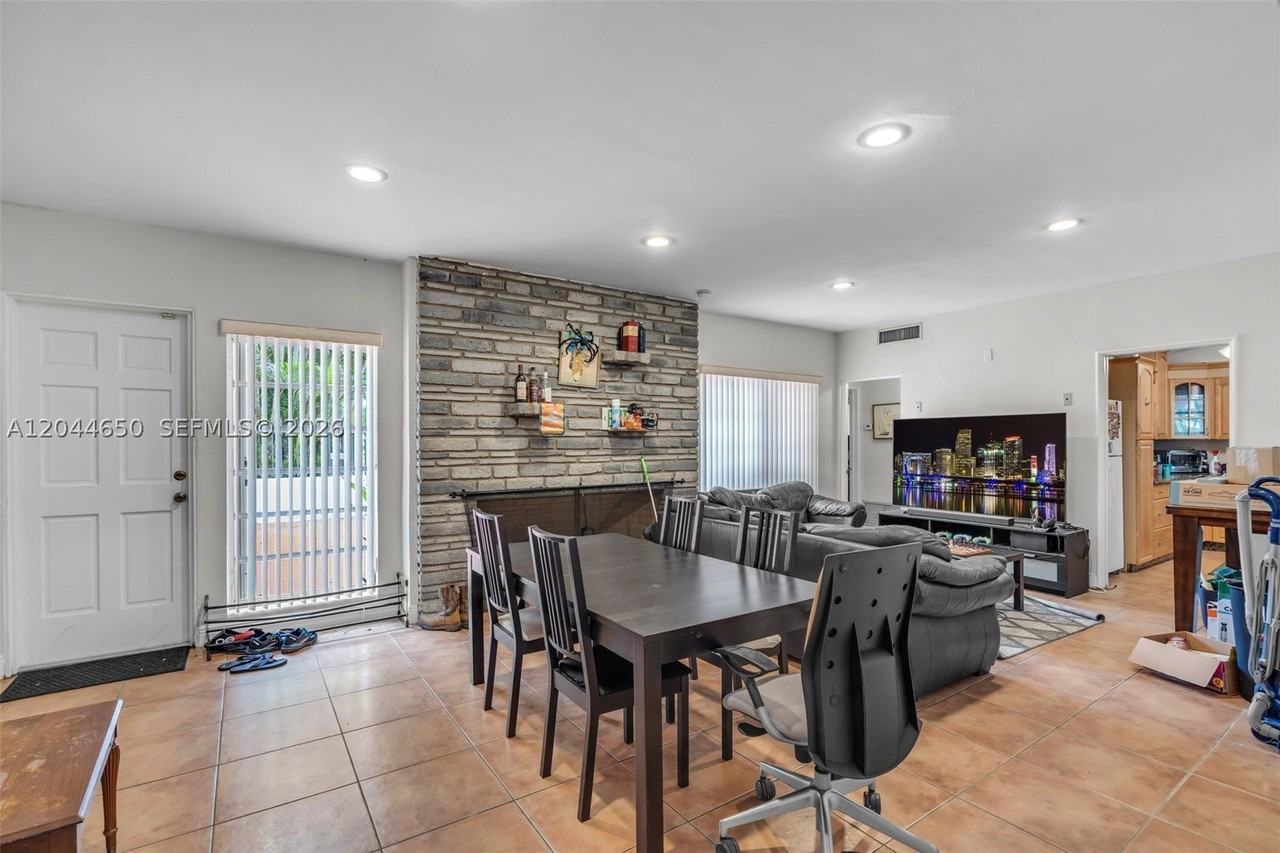 1439 Miller Rd - Photo 2 of 35