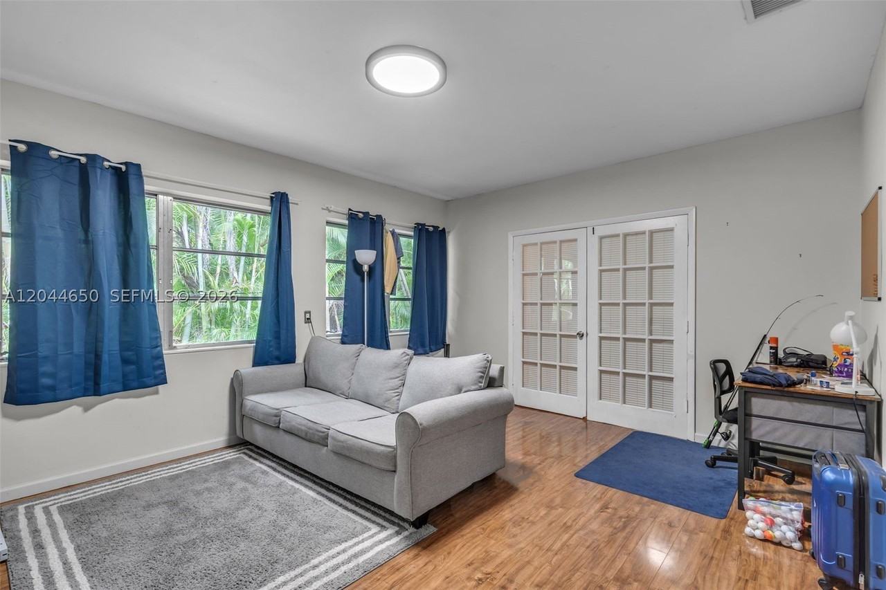1439 Miller Rd - Photo 6 of 35