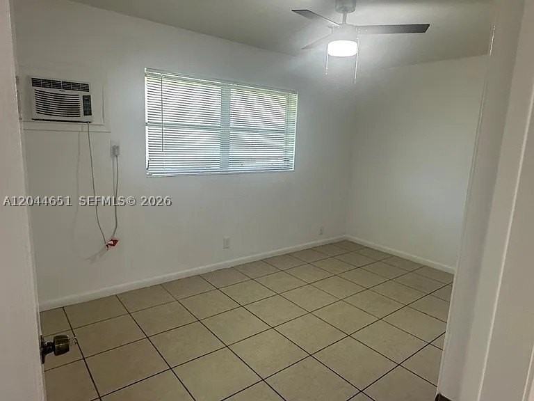 2407 Mckinley St #2 - Photo 7 of 12