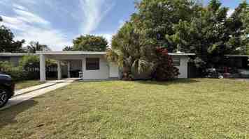 featured image of 1525 Nw 18th Ct
