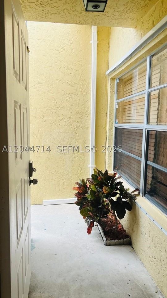 7394 Nw 34th St - Photo 4 of 30
