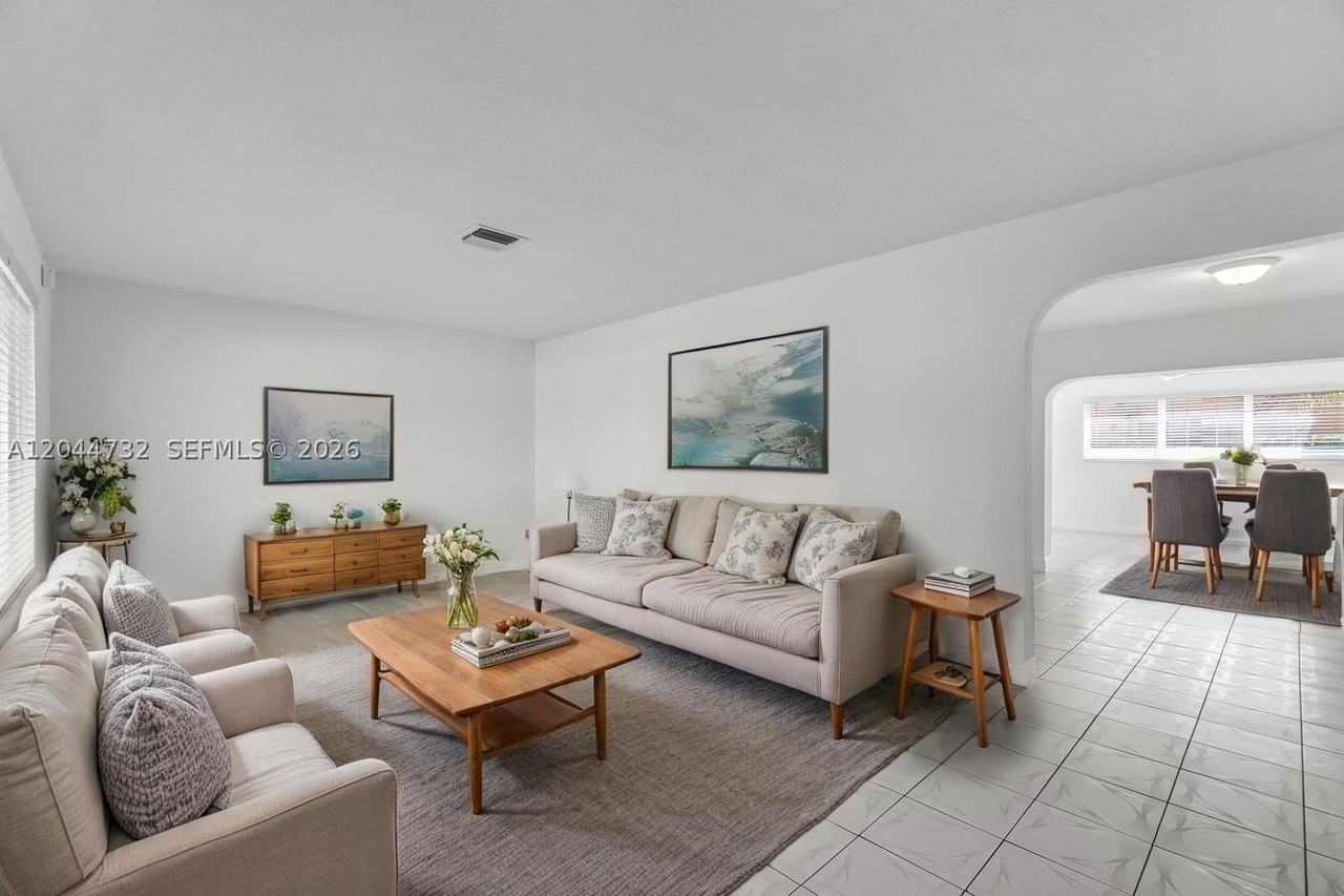 7125 Sw 93rd Ct - Photo 3 of 38