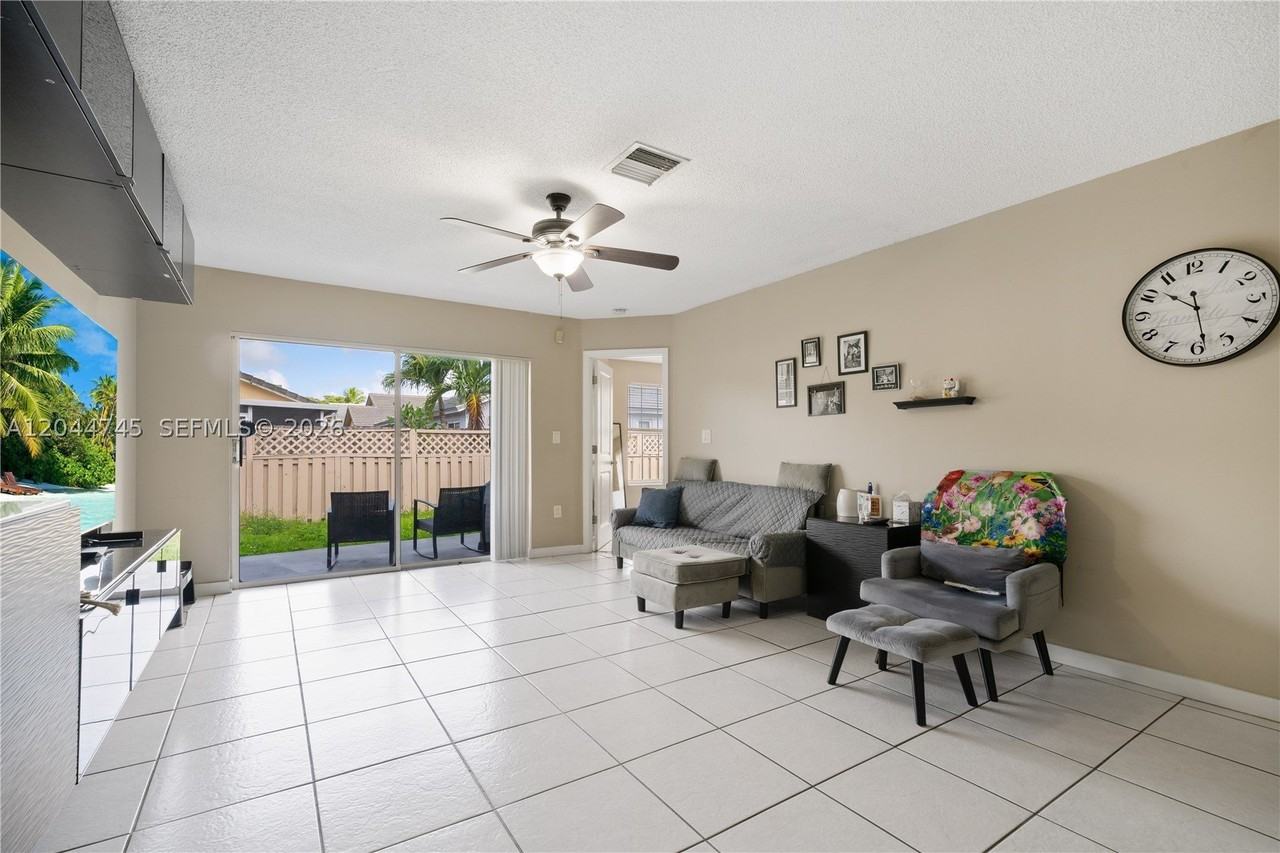 14606 Sw 122nd Pl #14606 - Photo 2 of 45