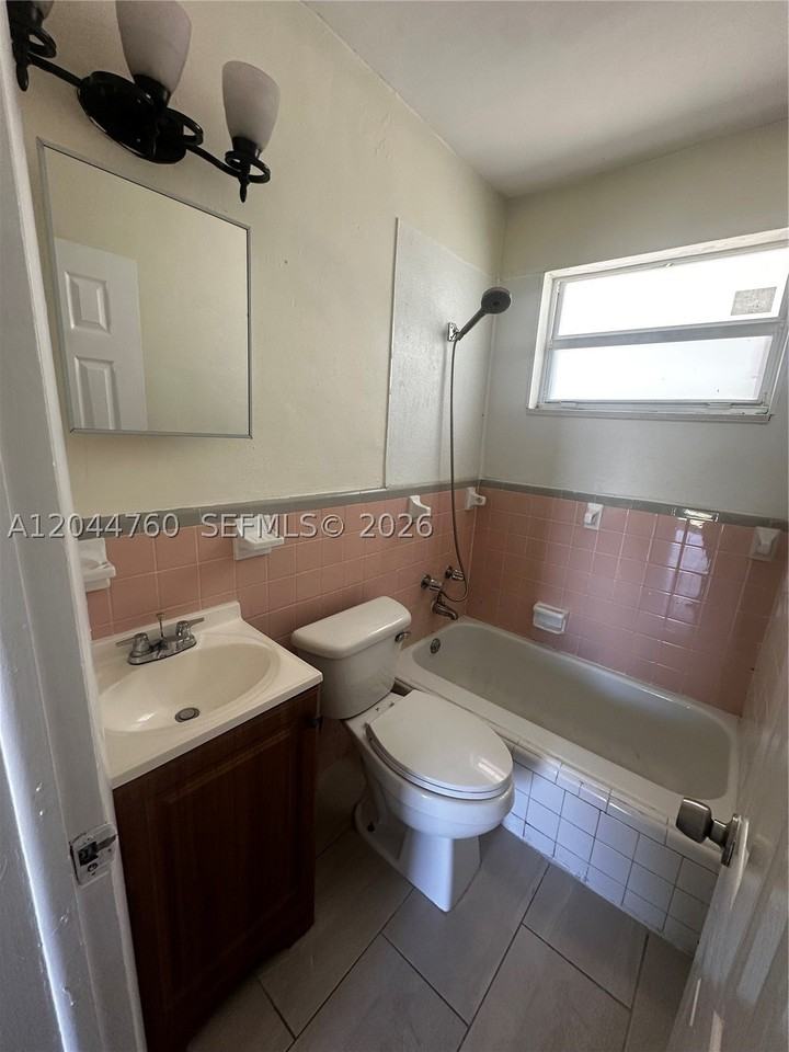 26445 Sw 139th Ave #26445 - Photo 7 of 23