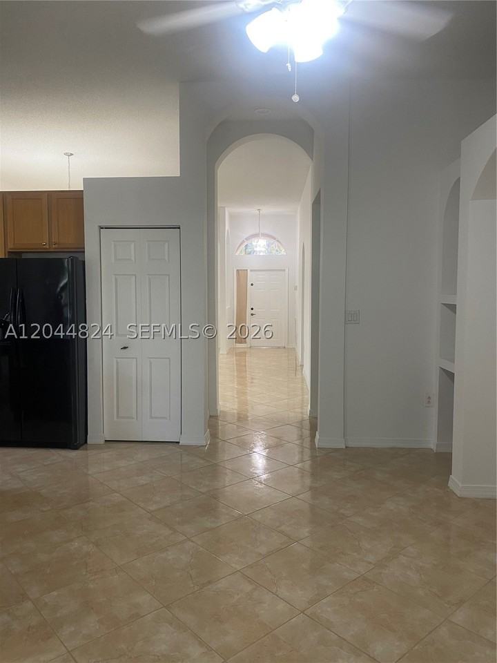 1315 Nw 143rd Ave #1315 - Photo 5 of 20