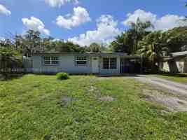 featured image of 5720 Douglas St